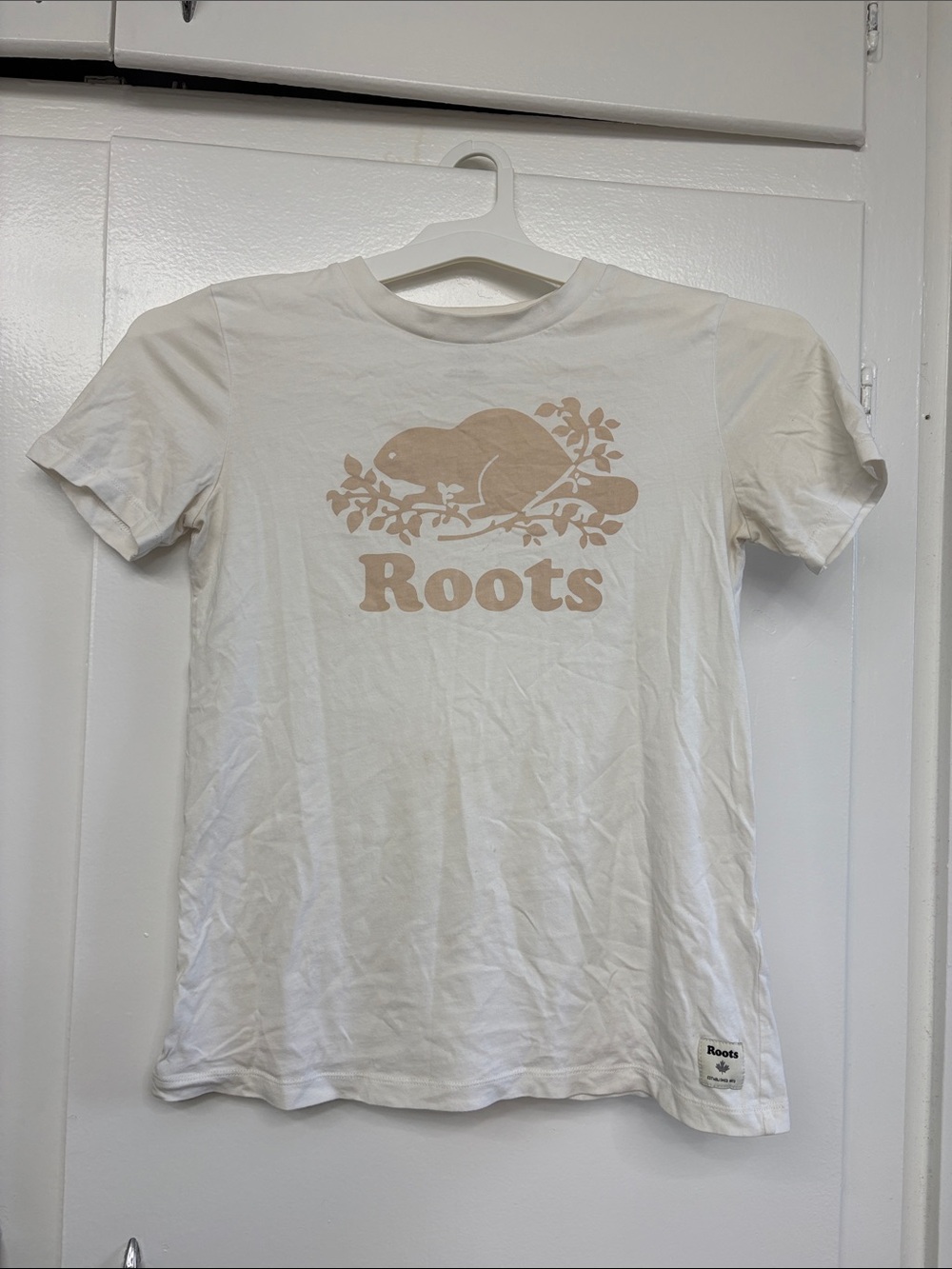 Roots White Short Sleeve Tee with Tan Beaver Logo